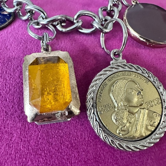 2012 AMERICAN INDIAN RELIEF COUNCIL MEDAL CHARM BRACELET REPURPOSED OOAK 7-8 - Picture 11 of 12